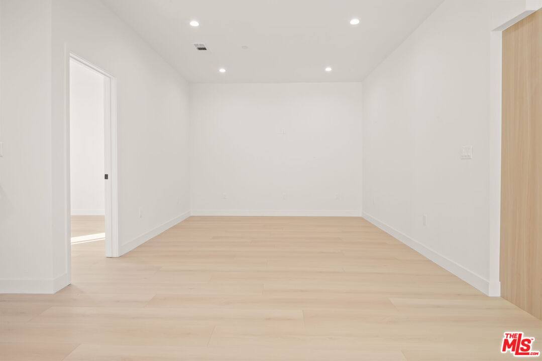 Apartment for rent at 1709 Burnside Ave #17091 2, Los Angeles, CA 90019