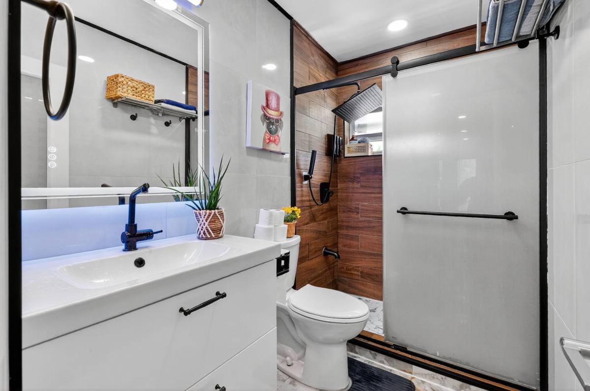 Apartment for rent at 363 Washington Ave #32, Miami Beach, FL 33139