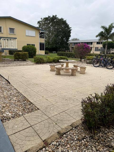 Condo for rent at 271 Chatham N #271, West Palm Beach, FL 33417