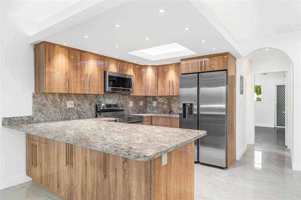 Condo for rent at 2170 NE 51st Court #217027A, Fort Lauderdale, FL 33308