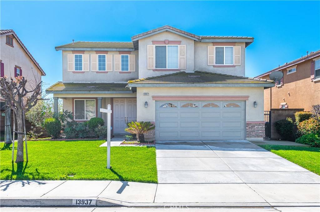 Apartment for rent at 13937 Avenly Glen Way, Corona, CA 92880
