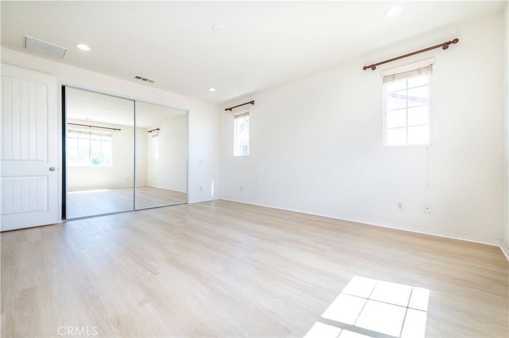 Apartment for rent at 13937 Avenly Glen Way, Corona, CA 92880