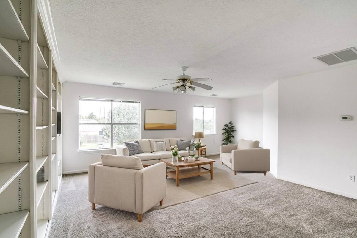 Apartment for rent at 1702 River Trail, Sugar Land, TX 77479
