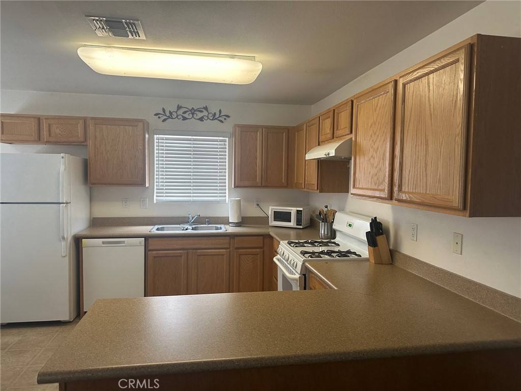 Apartment for rent at 73482 Desert Trail Dr #4, Twentynine Palms, CA 92277
