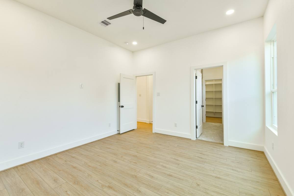 Apartment for rent at 162 Wallace St #162A, Houston, TX 77022