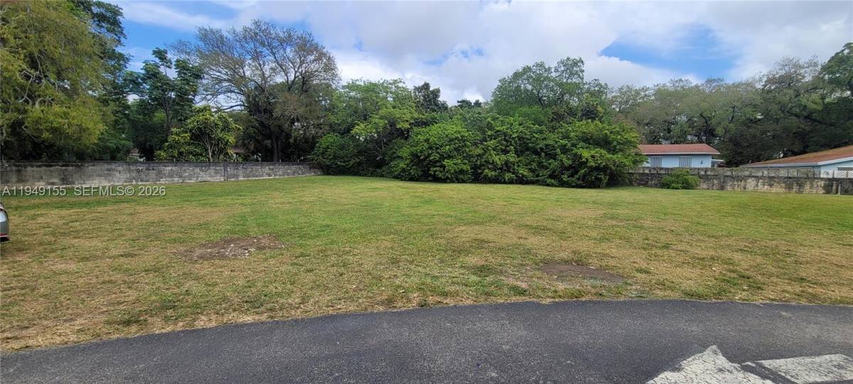 Apartment for rent at 567 NW 90th St #567-3, Miami, FL 33150