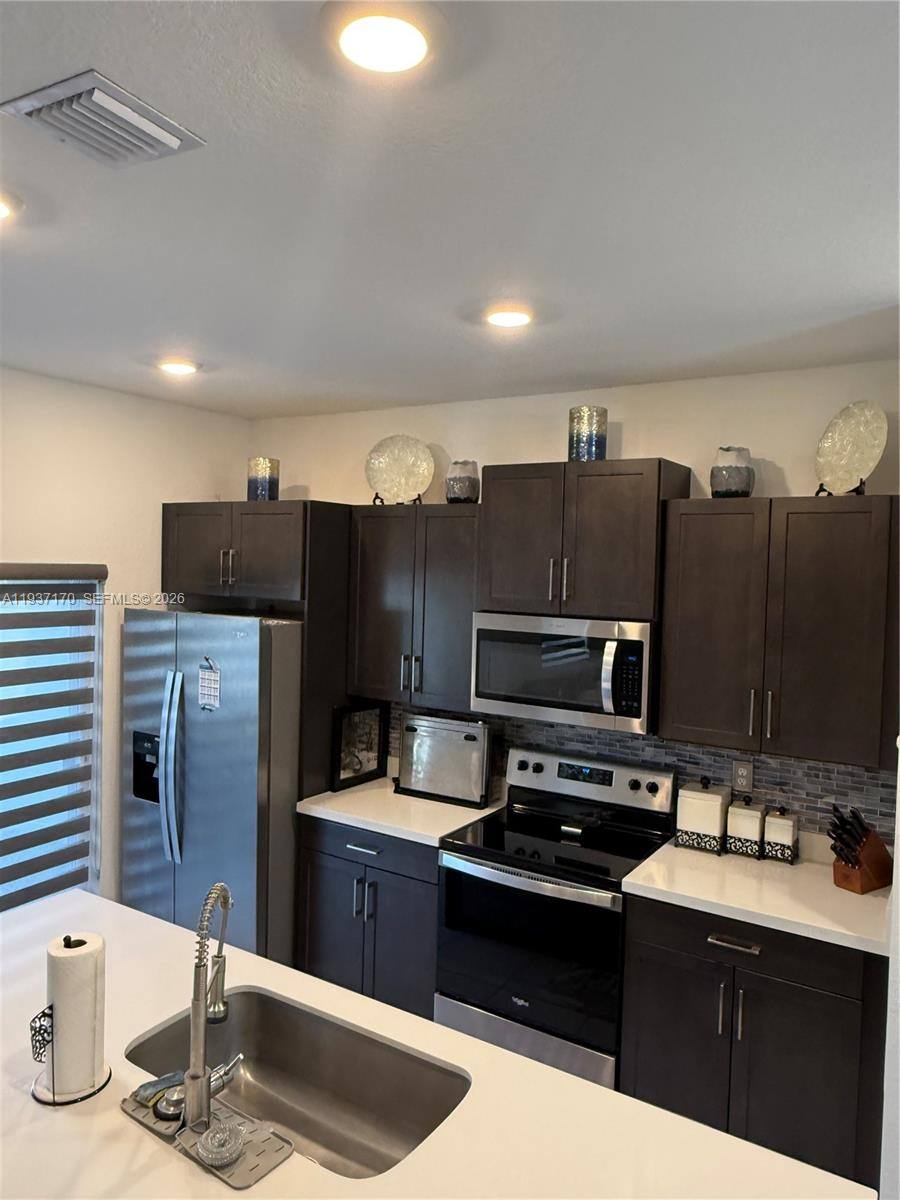 Apartment for rent at 818 S E 19th St #818, Homestead, FL 33034