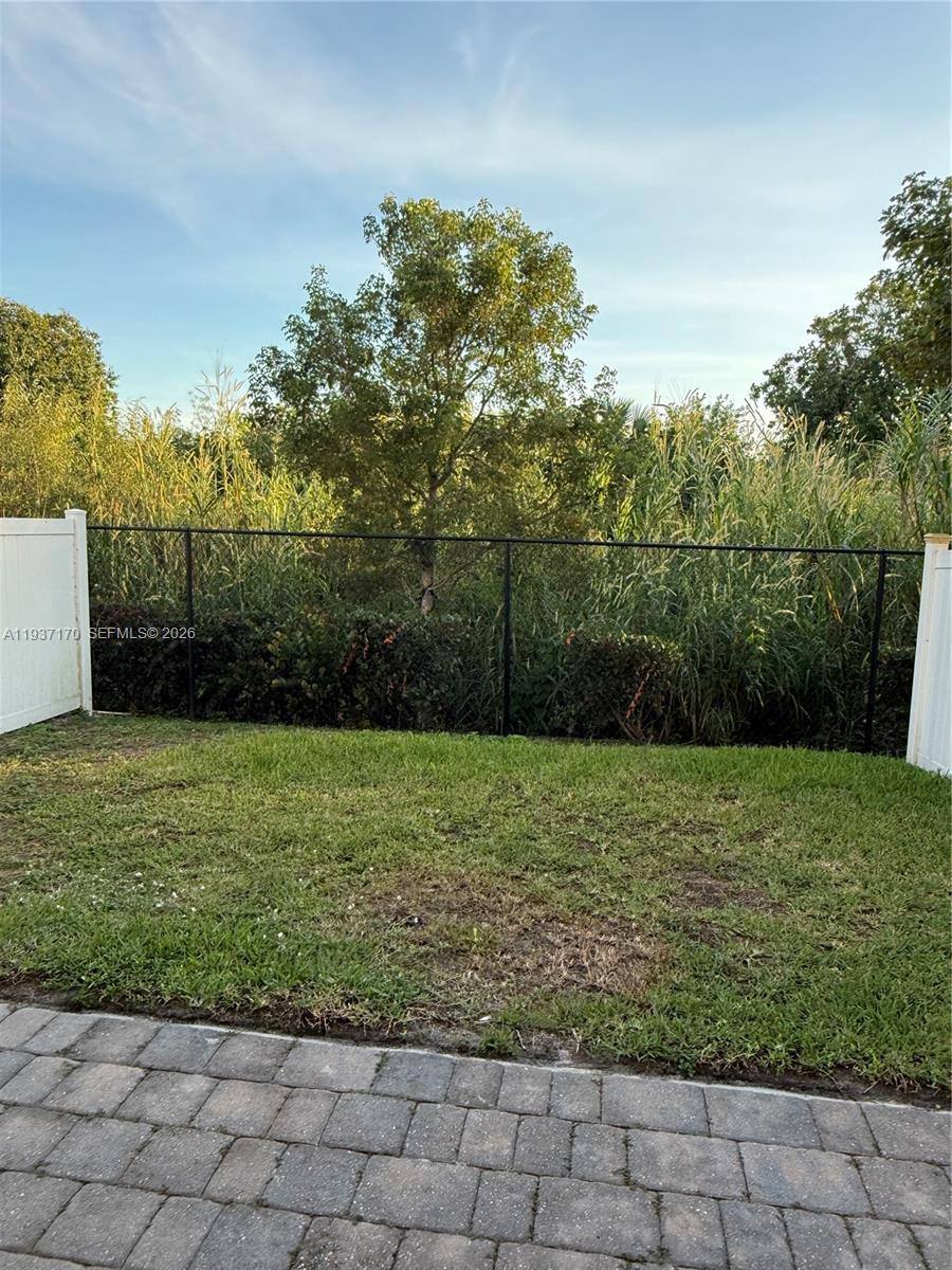 Apartment for rent at 818 S E 19th St #818, Homestead, FL 33034