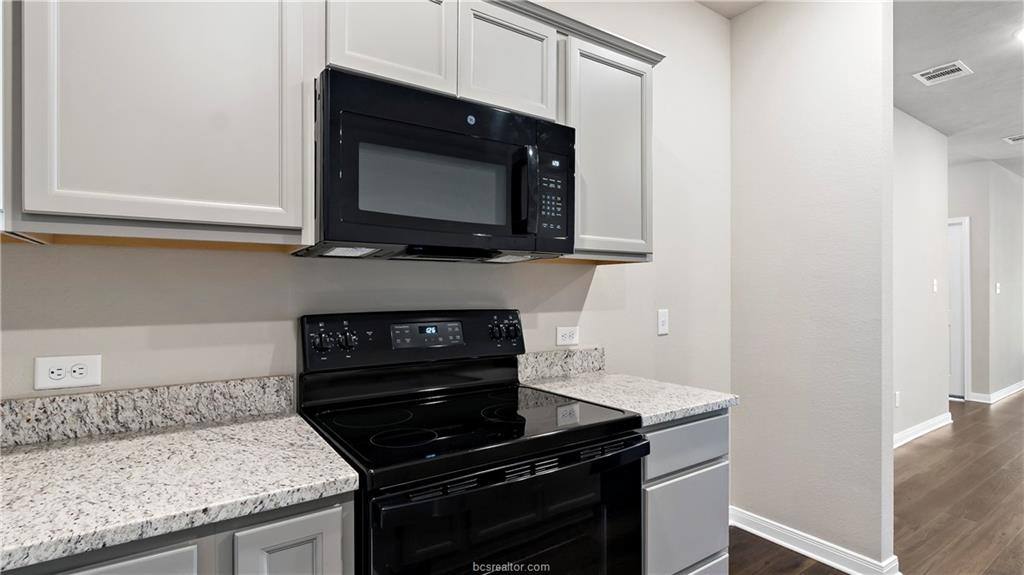 Apartment for rent at 3007 Stevens Dr, Bryan, TX 77803