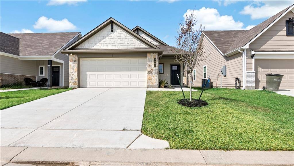 Apartment for rent at 3007 Stevens Dr, Bryan, TX 77803