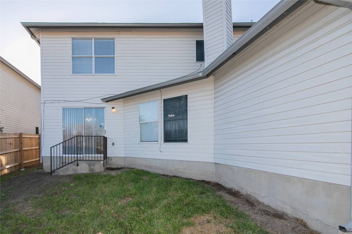 Apartment for rent at 12931 Heyerdahl Dr, Austin, TX 78753