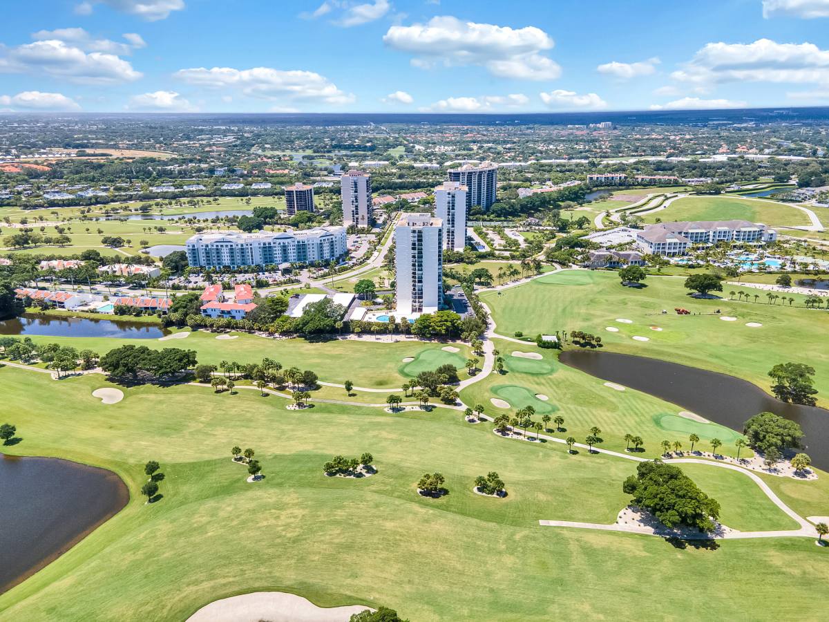 Condo for rent at 2000 Presidential Way #1006, West Palm Beach, FL 33401