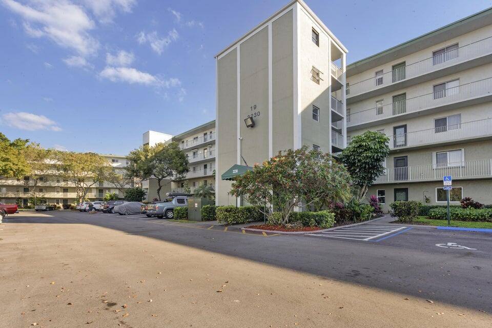 Apartment for rent at 2230 N Cypress Bend Dr #209, Pompano Beach, FL 33069