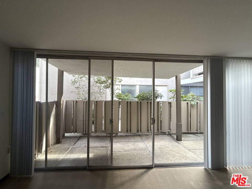 Townhouse for rent at 833 Moraga Dr #833-6, Los Angeles, CA 90049