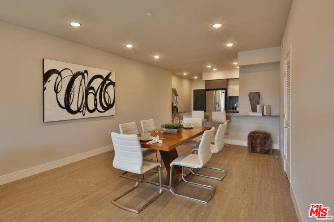 Apartment for rent at 837 S Harvard Blvd #102, Los Angeles, CA 90005