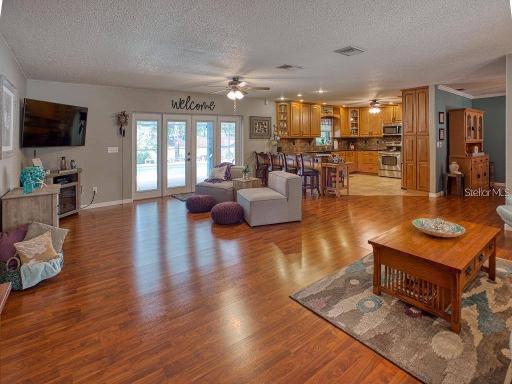 Apartment for rent at 12802 N 53rd St, Tampa, FL 33617