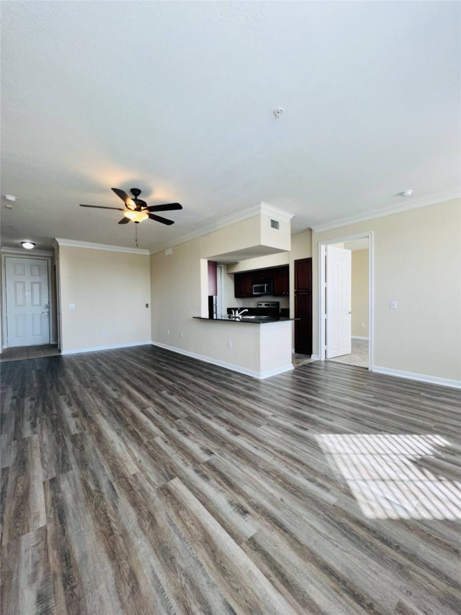 Condo for rent at 7575 Kirby Dr #2401, Houston, TX 77030