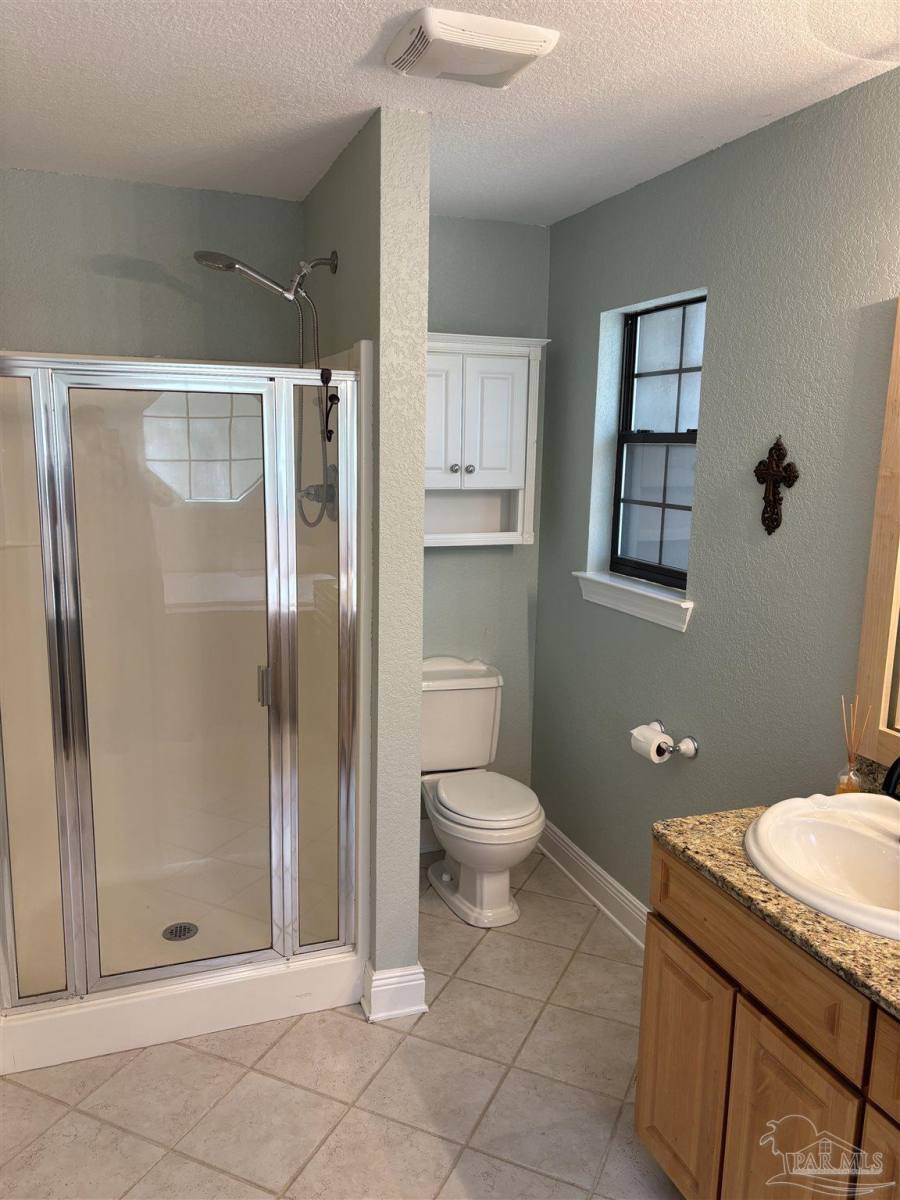 Apartment for rent at 1002 Daffin Rd, Molino, FL 32577