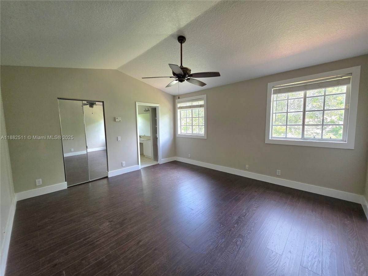 Apartment for rent at 584 Cambridge Dr #584, Fort Lauderdale, FL 33326