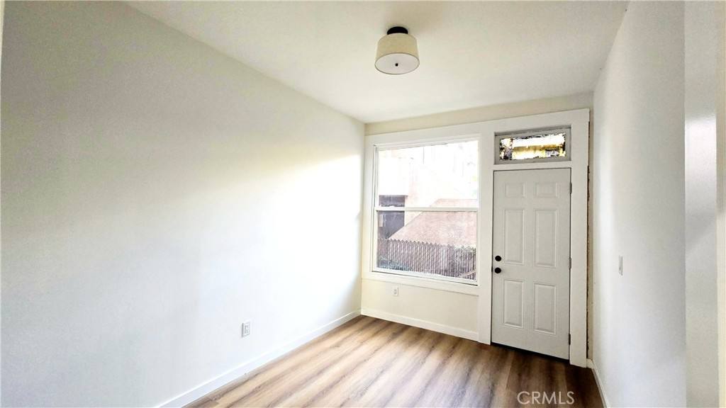 Apartment for rent at 1034 Beacon Ave, Los Angeles, CA 90015