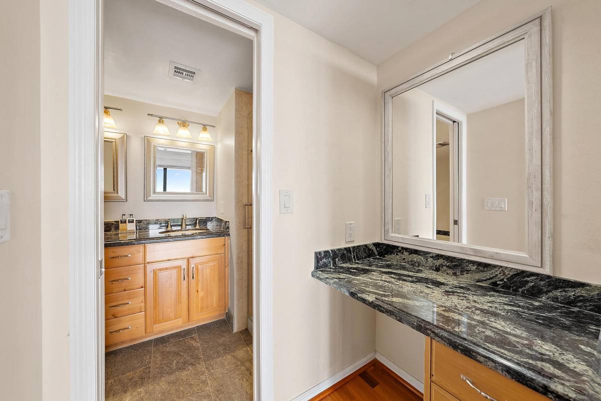 Apartment for rent at 356 Golfview Rd #805, North Palm Beach, FL 33408