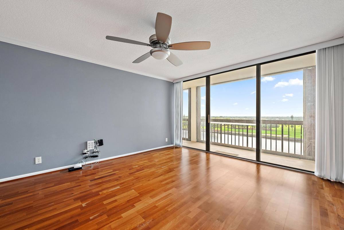 Apartment for rent at 356 Golfview Rd #805, North Palm Beach, FL 33408