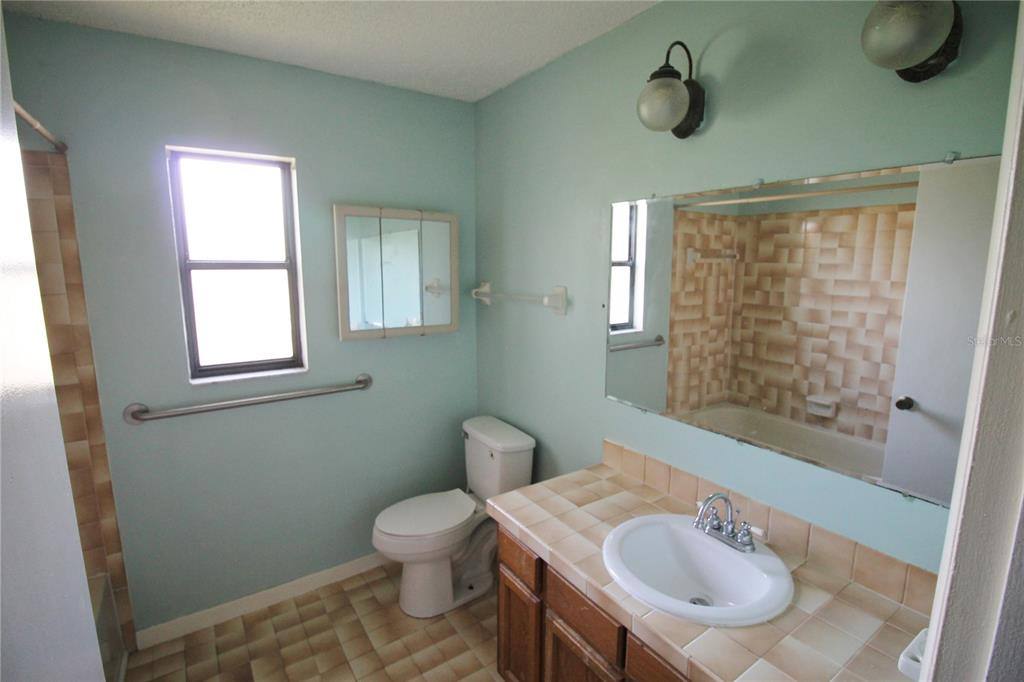 Apartment for rent at 727 Virginia Ave #727, Auburndale, FL 33823