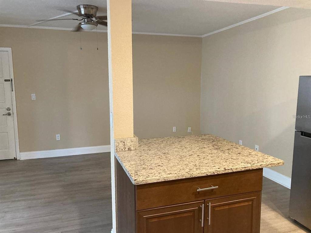 Condo for rent at 4611 W N B St #220, Tampa, FL 33609
