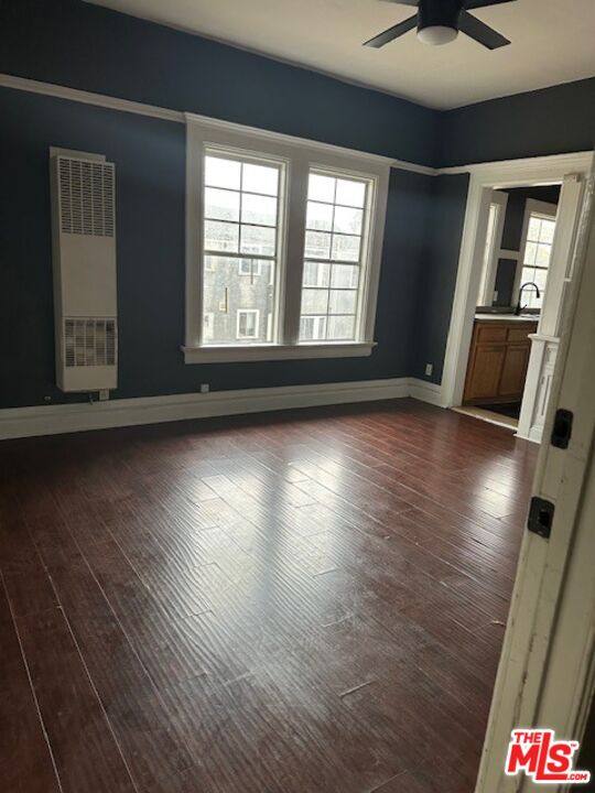 Apartment for rent at 1347 Valencia St, Los Angeles, CA 90015