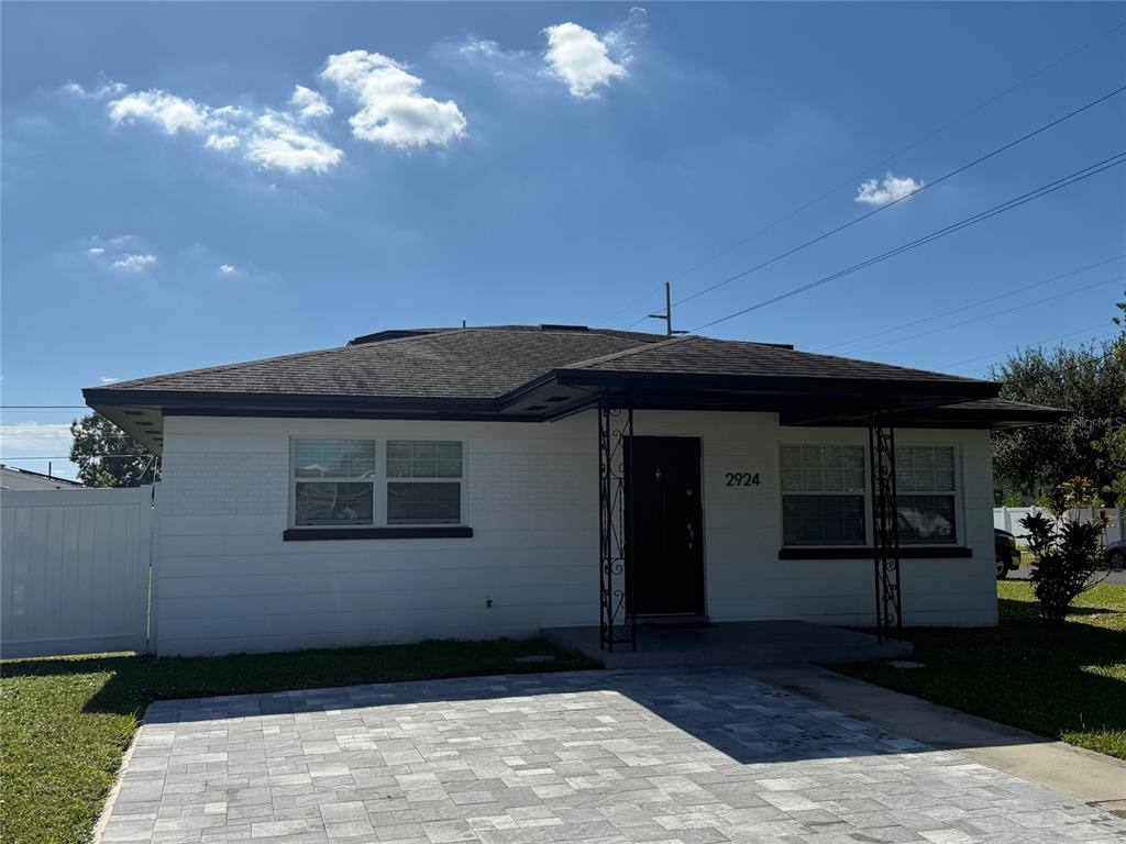 Apartment for rent at 2924 W Braddock St, Tampa, FL 33607