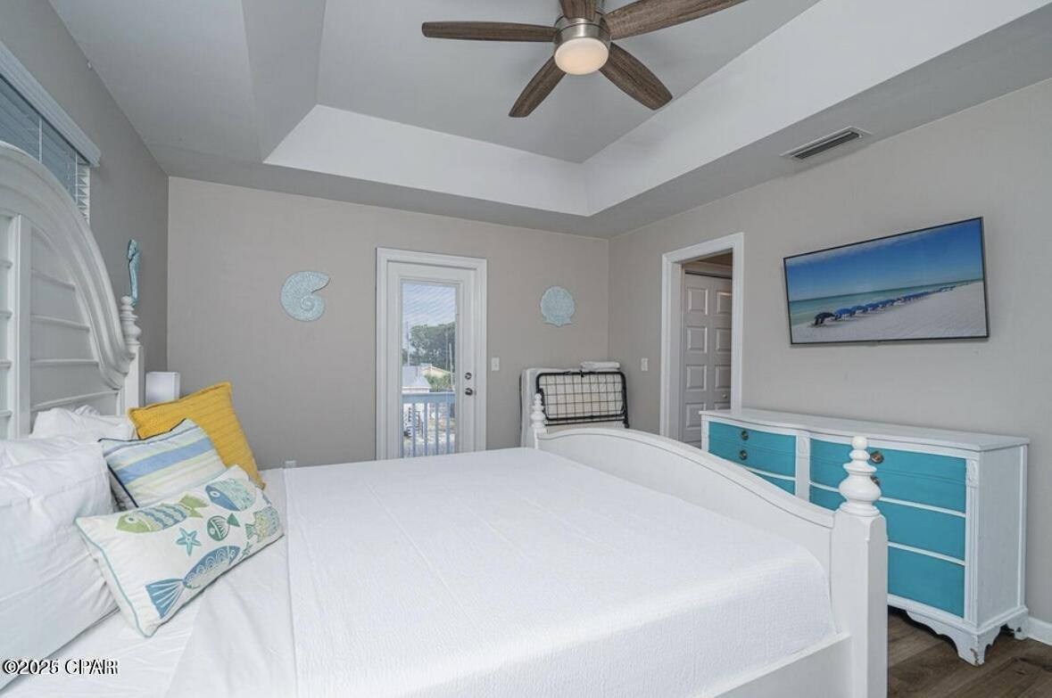 Apartment for rent at 6320 Beach Dr, Panama City, FL 32408
