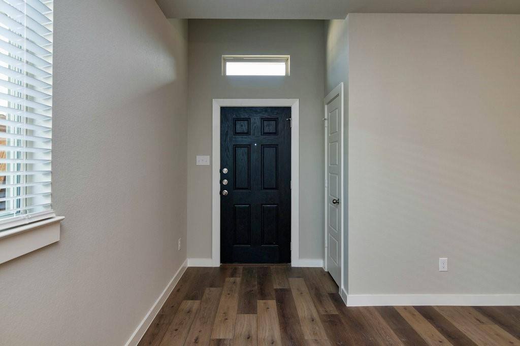 Apartment for rent at 729 Fallow Dr #729, Venus, TX 76084
