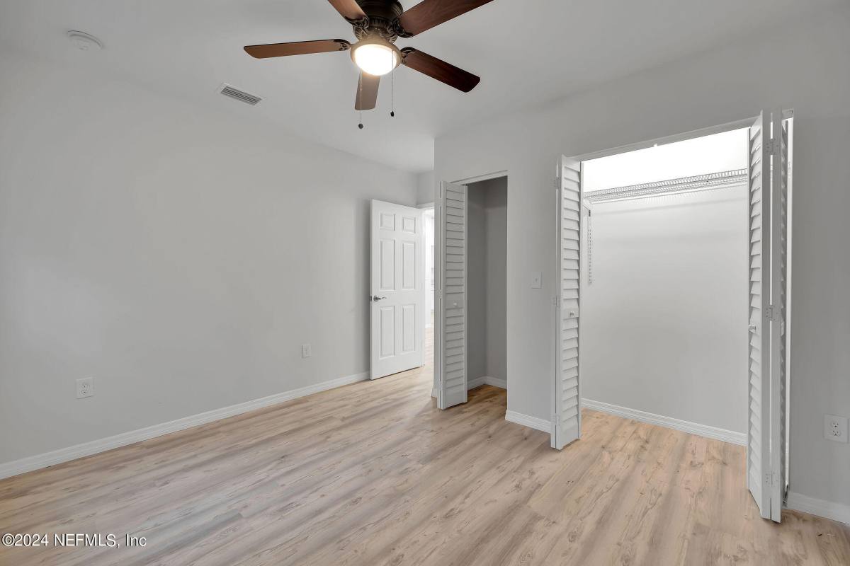 Apartment for rent at 7519 Birdies Rd, Jacksonville, FL 32256