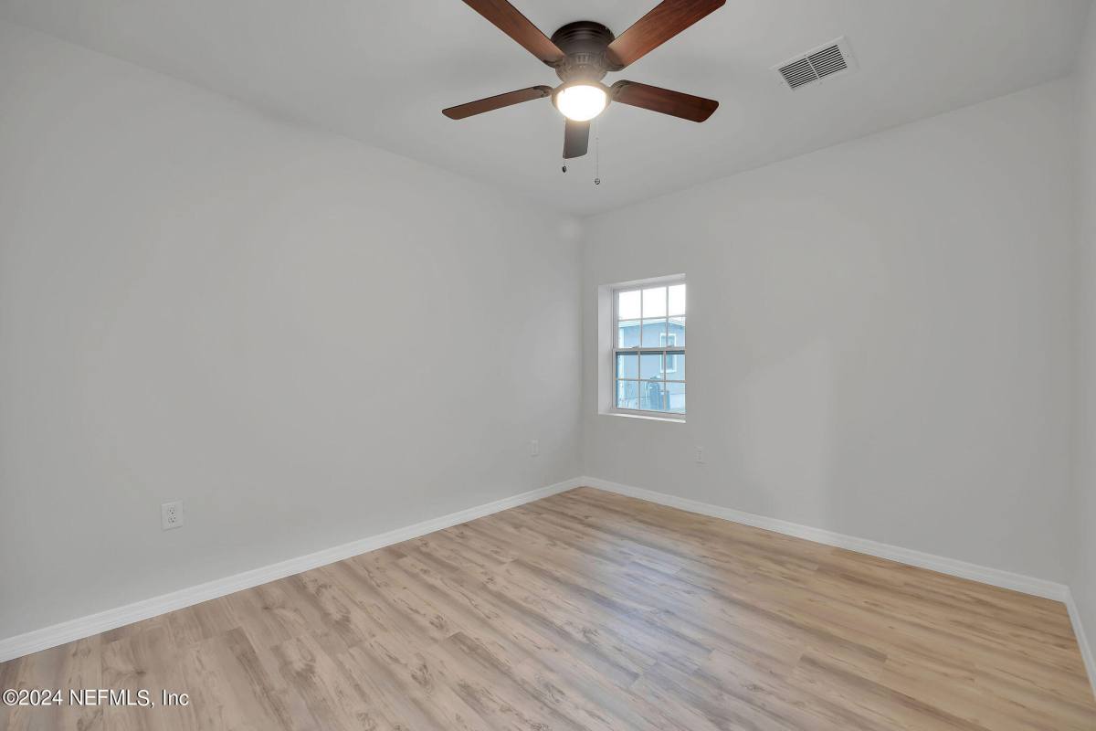 Apartment for rent at 7519 Birdies Rd, Jacksonville, FL 32256