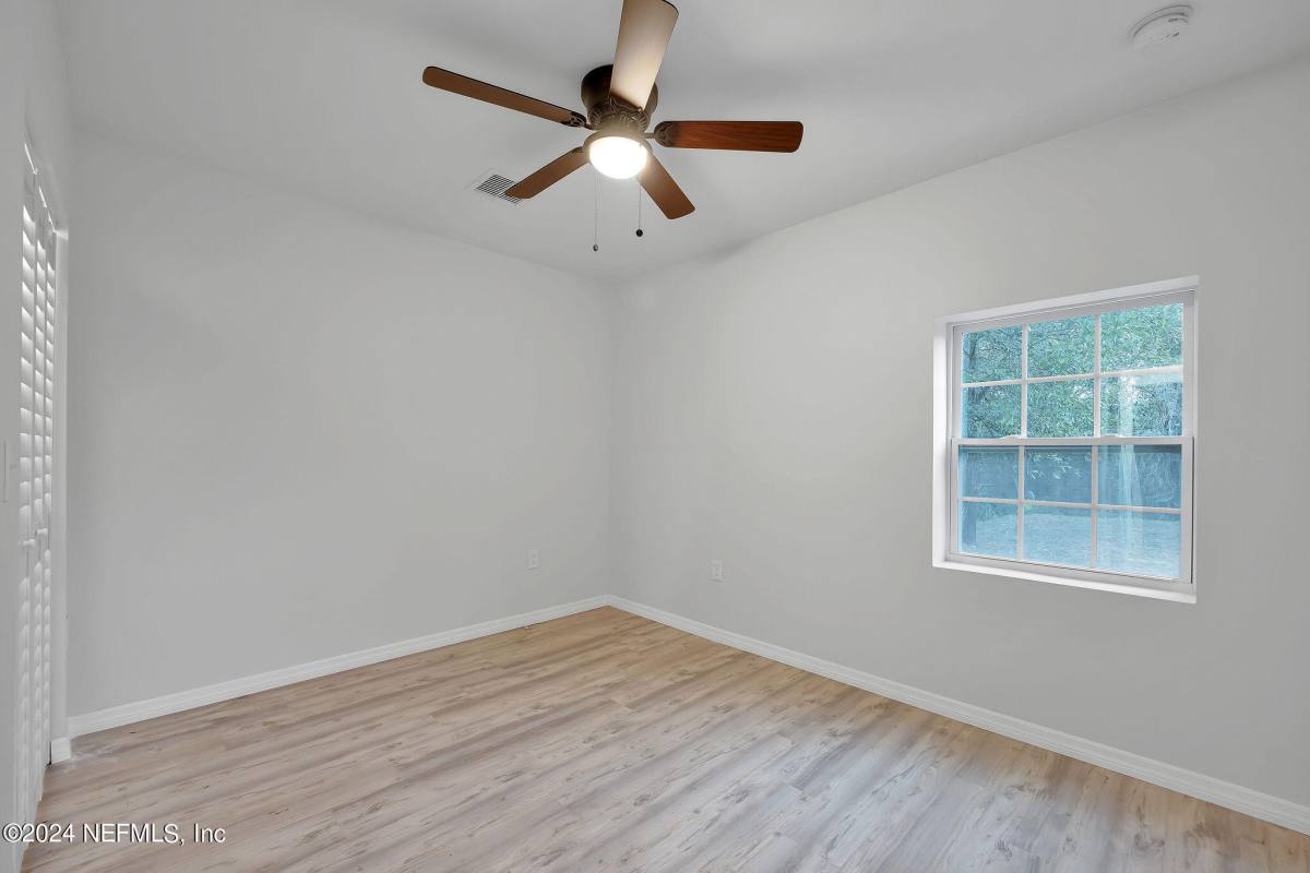 Apartment for rent at 7519 Birdies Rd, Jacksonville, FL 32256