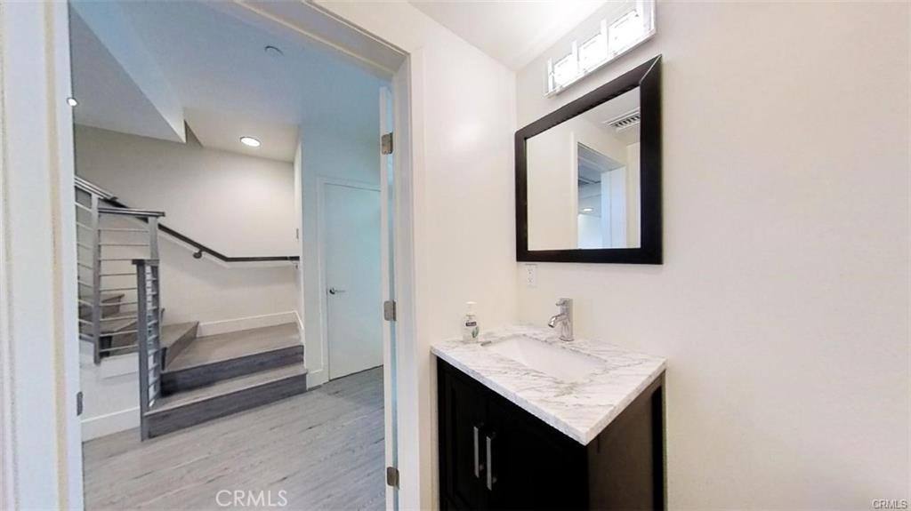 Townhouse for rent at 4461 Tujunga Ave #102, North Hollywood, CA 91602