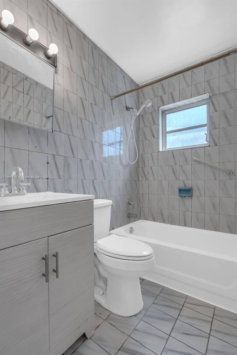 Apartment for rent at 2809 SW 23rd Terrace #2807, Miami, FL 33145