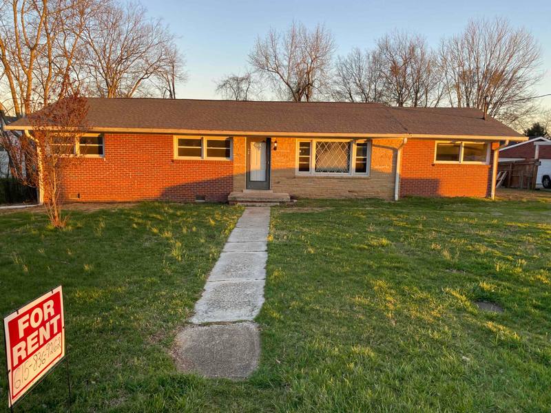 House for rent at 104 Stewart Dr, Smyrna, TN 37167