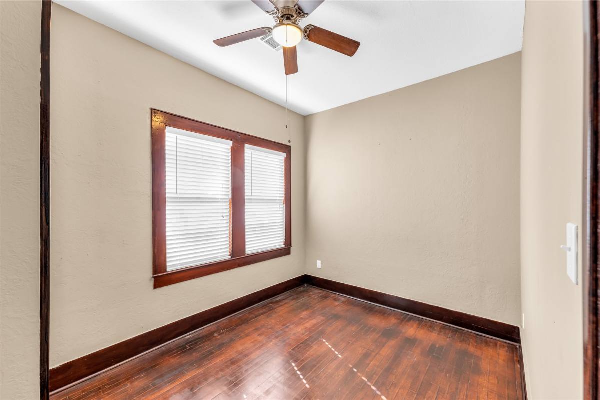 Condo for rent at 3010 Ave Q #3, Galveston, TX 77550