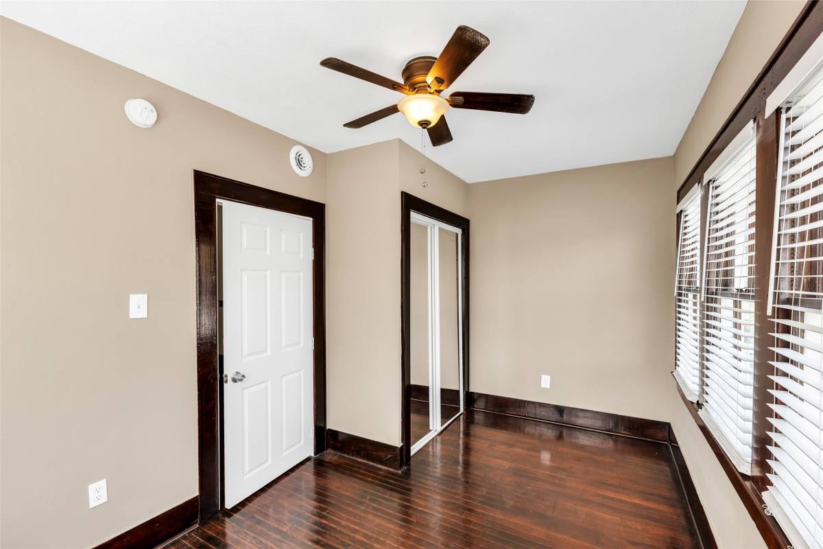Condo for rent at 3010 Ave Q #3, Galveston, TX 77550