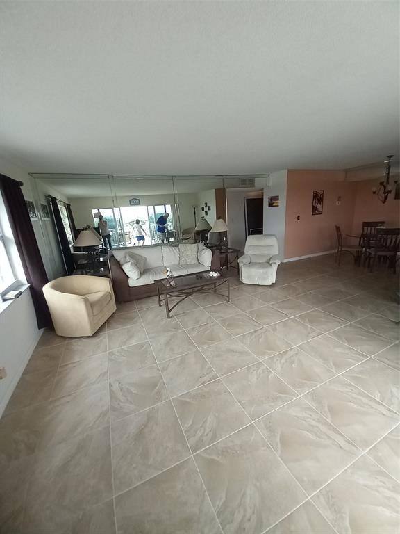 Apartment for rent at 1200 Hibiscus Ave #608, Pompano Beach, FL 33062