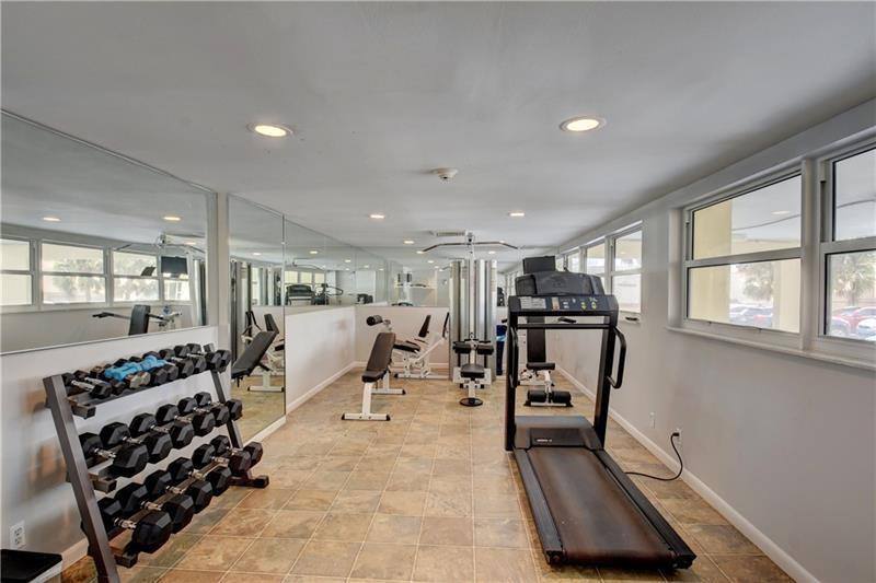 Apartment for rent at 1200 Hibiscus Ave #608, Pompano Beach, FL 33062