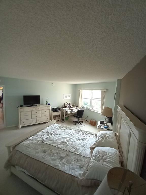 Apartment for rent at 1200 Hibiscus Ave #608, Pompano Beach, FL 33062