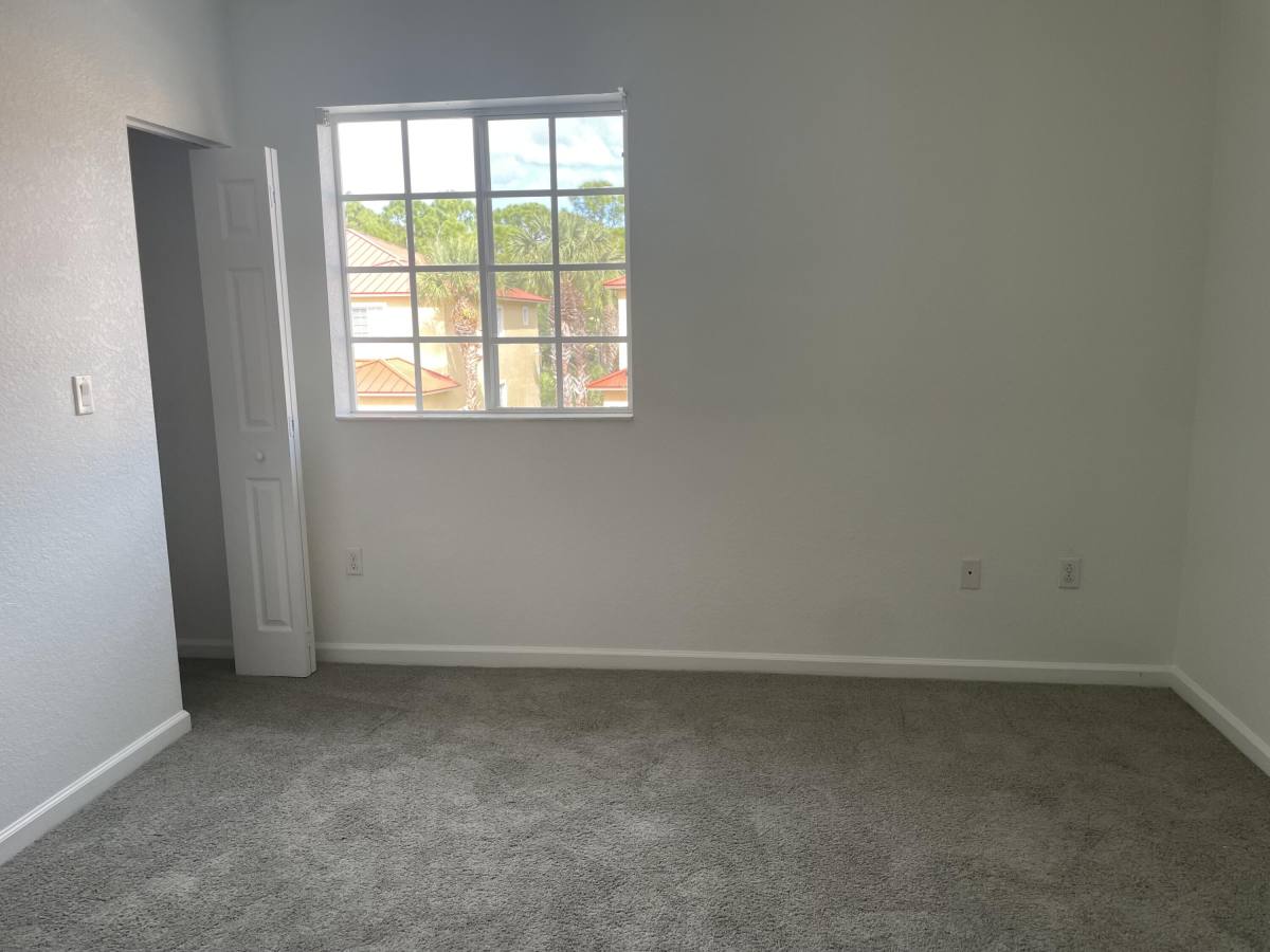 Apartment for rent at 5024 SE Mariner Garden Circle, Stuart, FL 34997