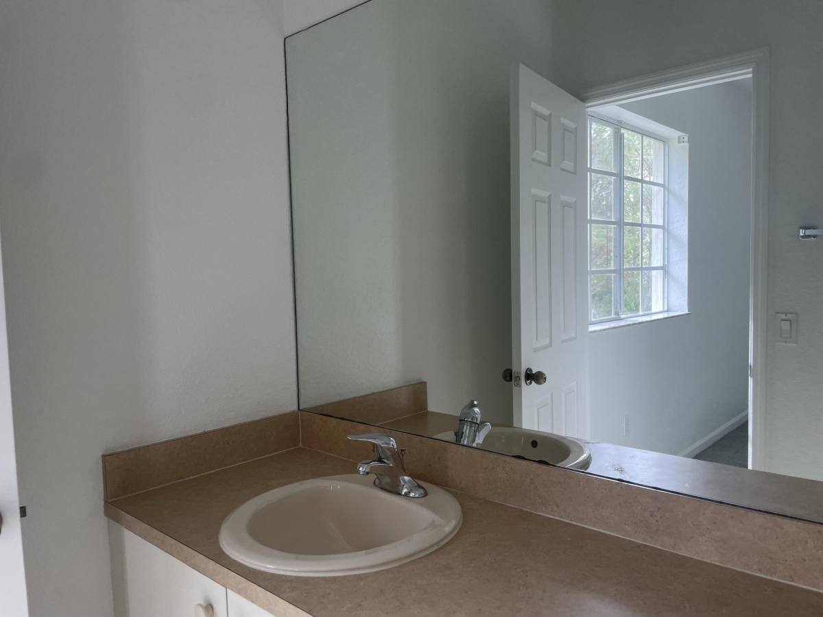 Apartment for rent at 5024 SE Mariner Garden Circle, Stuart, FL 34997