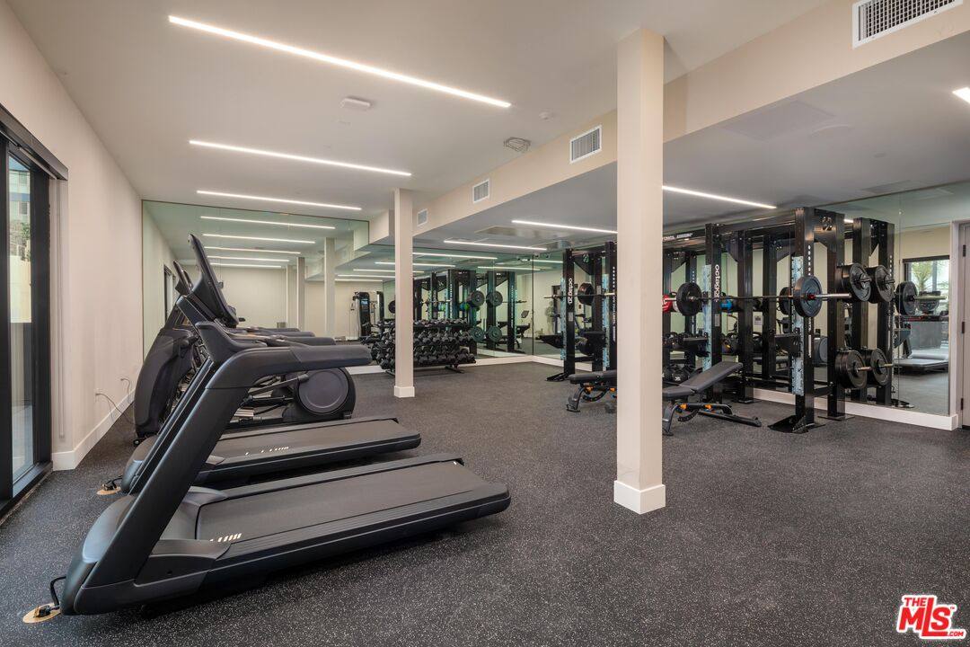 Apartment for rent at 201 N La Brea Ave #314, Inglewood, CA 90301