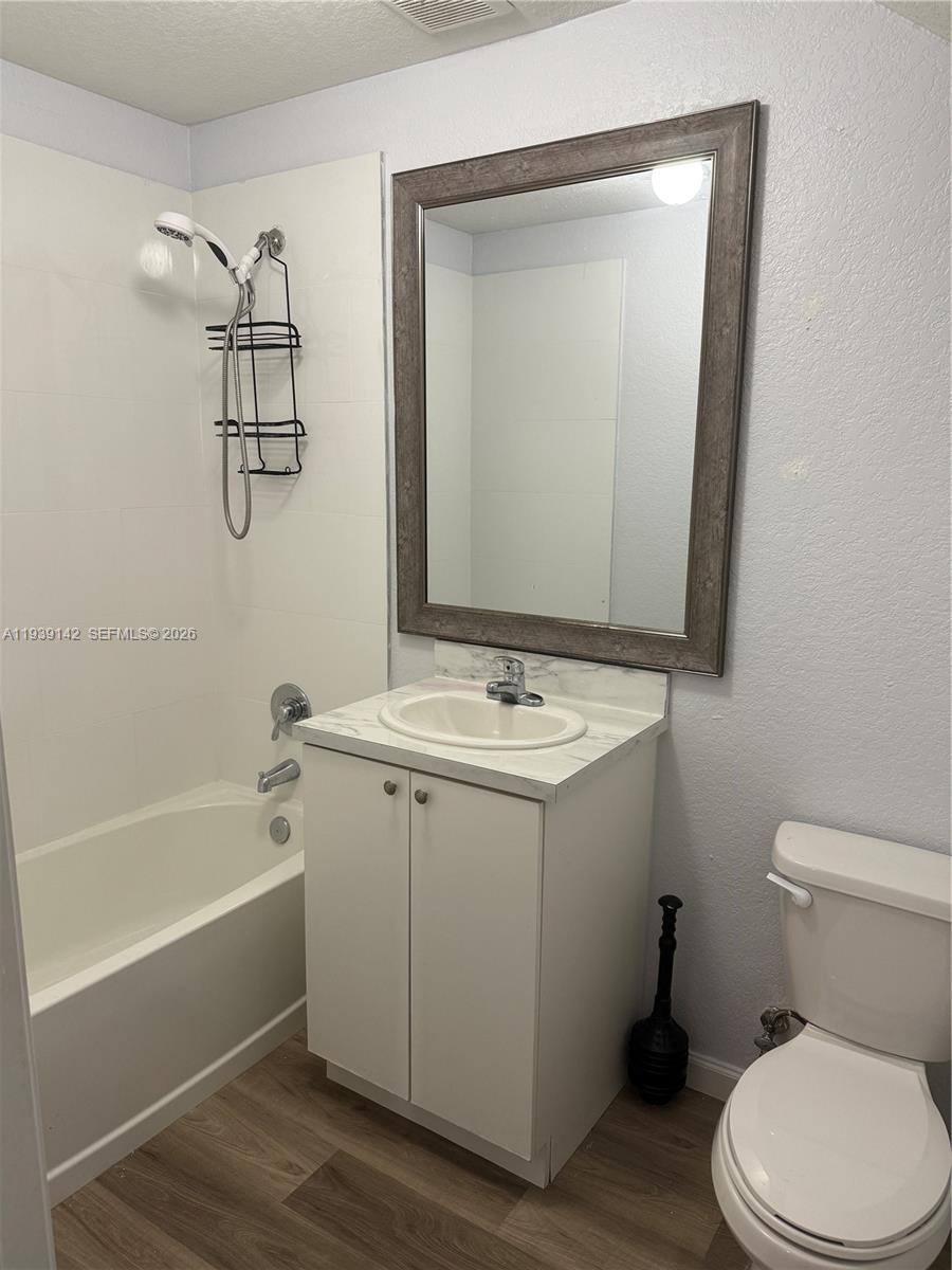 Apartment for rent at 582 SW 2nd Place #582, Homestead, FL 33034