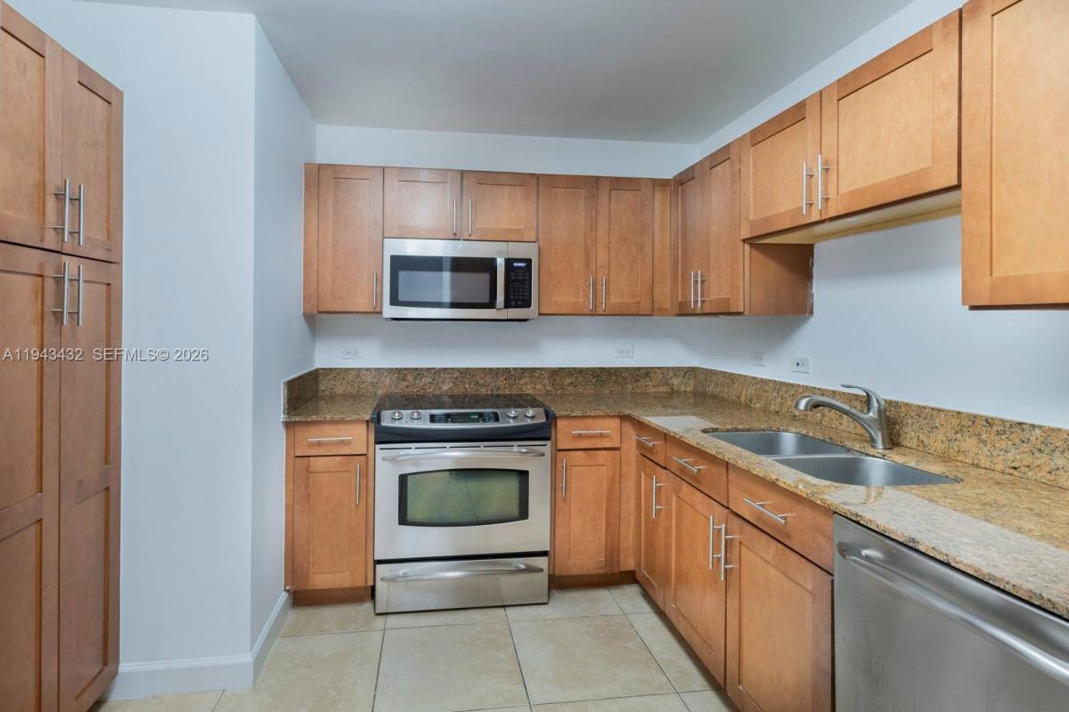 Condo for rent at 8395 SW 73rd Ave #528, Miami, FL 33143