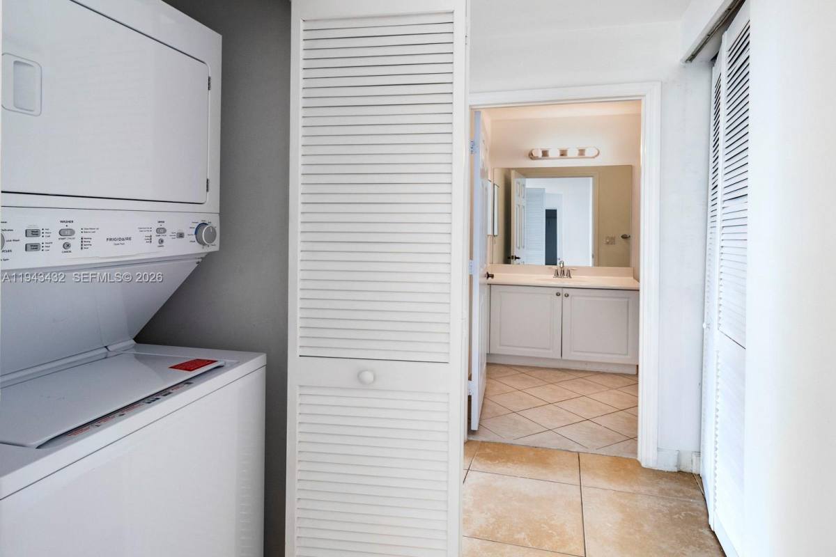 Condo for rent at 8395 SW 73rd Ave #528, Miami, FL 33143