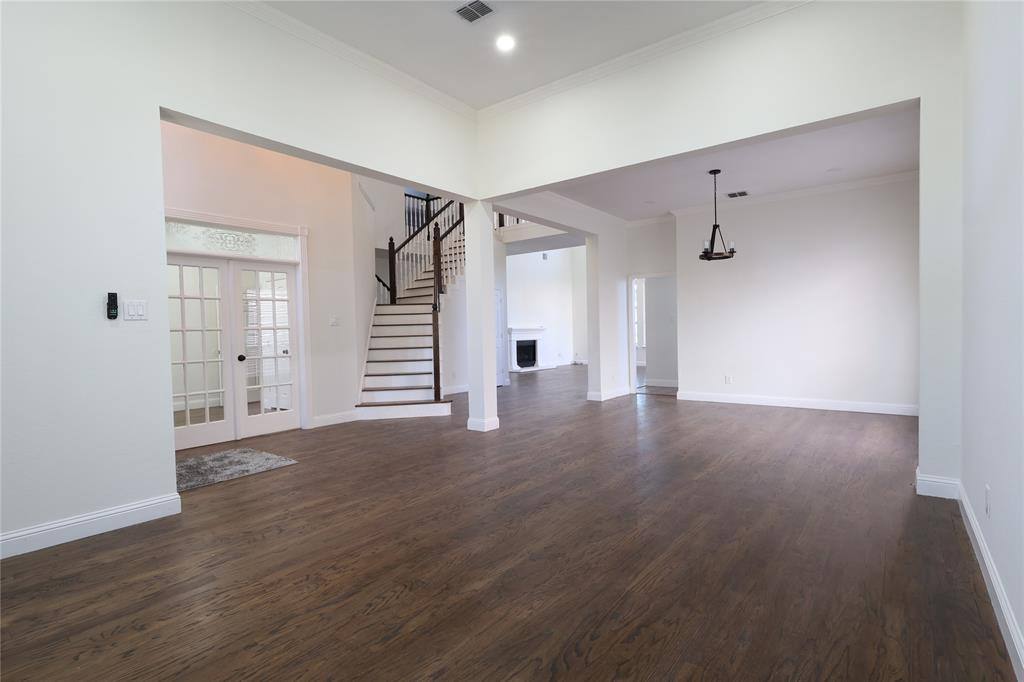 Apartment for rent at 5901 Louisville Dr, Frisco, TX 75035